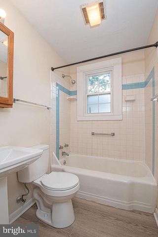 511 HAPPY CREEK RD, Front Royal, VA 22630