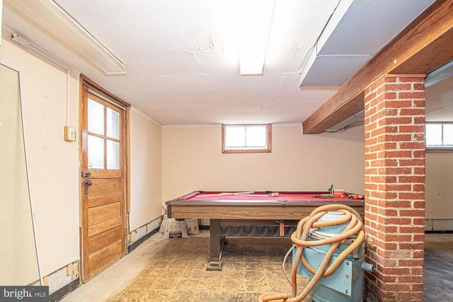 511 HAPPY CREEK RD, Front Royal, VA 22630