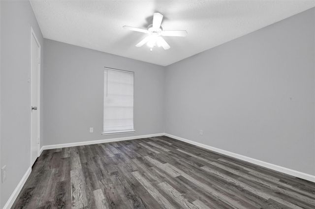 11727 Scottsdale Drive, Meadows Place, TX 77477