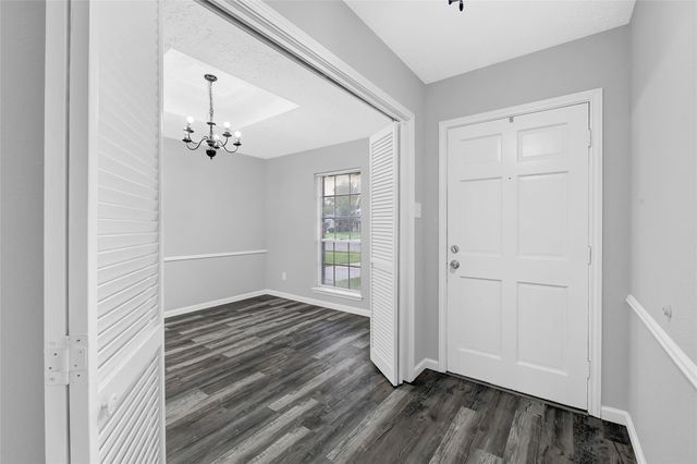 11727 Scottsdale Drive, Meadows Place, TX 77477