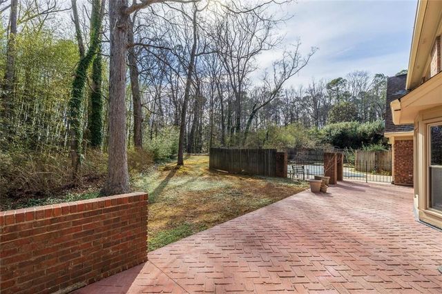 6088 Millstone Run, Smoke Rise, GA 30087