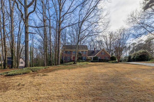 6088 Millstone Run, Smoke Rise, GA 30087