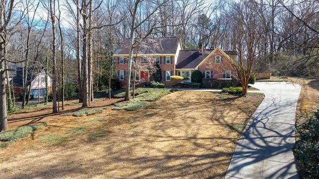 6088 Millstone Run, Smoke Rise, GA 30087