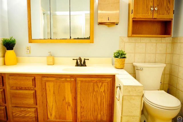 1314 Exchange Ct, Emporia, KS 66801