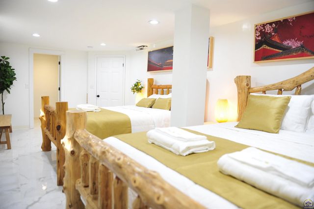 1314 Exchange Ct, Emporia, KS 66801