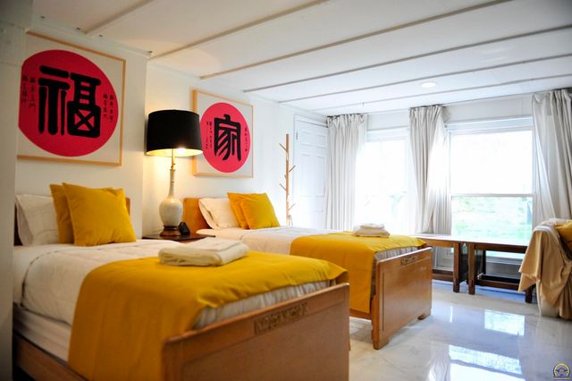 1314 Exchange Ct, Emporia, KS 66801