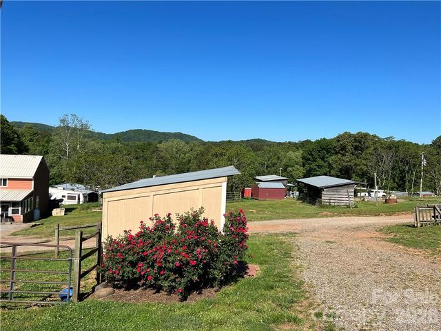 105 Filly Trail, Love Valley, NC 28625