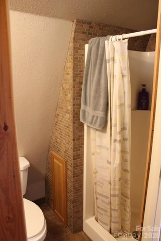 105 Filly Trail, Love Valley, NC 28625