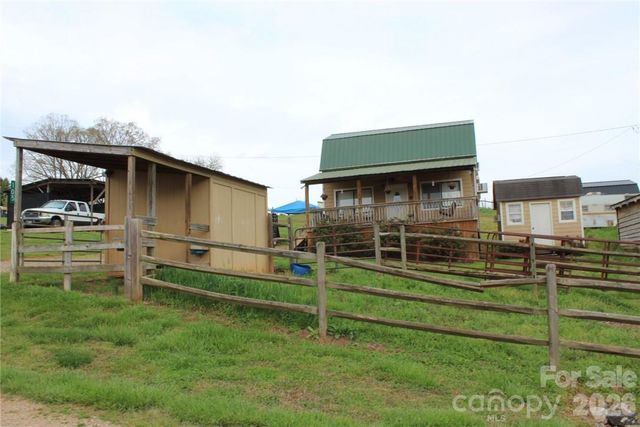 105 Filly Trail, Love Valley, NC 28625