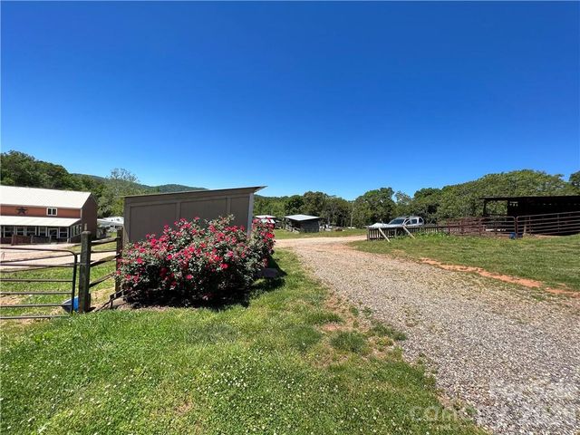 105 Filly Trail, Love Valley, NC 28625