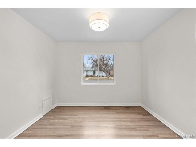 1261 S Jackson St, Denver, CO 80210