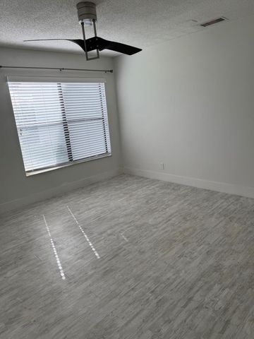 5545 Lakeview Mews Terrace, Boynton Beach, FL 33437