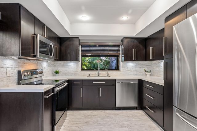 5545 Lakeview Mews Terrace, Boynton Beach, FL 33437