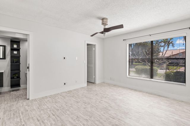 5545 Lakeview Mews Terrace, Boynton Beach, FL 33437