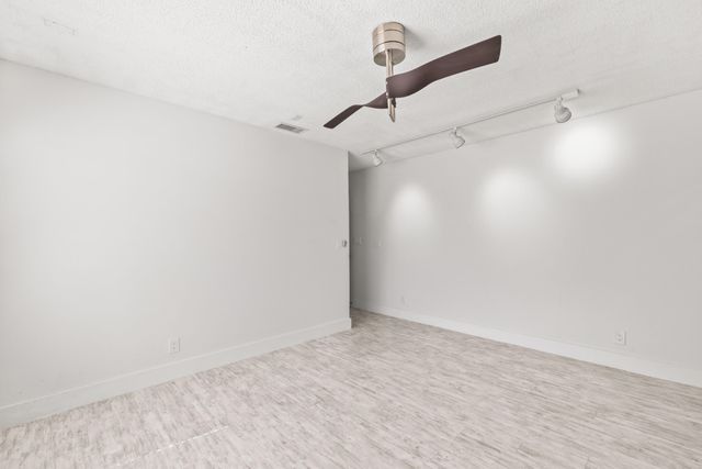 5545 Lakeview Mews Terrace, Boynton Beach, FL 33437