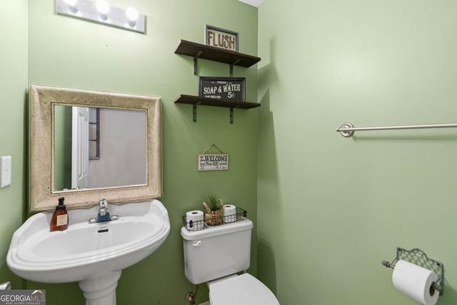 7540 County Line Road, Lula, GA 30554