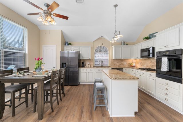 7316 Cross Keys Drive, North Richland Hills, TX 76182