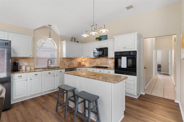 7316 Cross Keys Drive, North Richland Hills, TX 76182