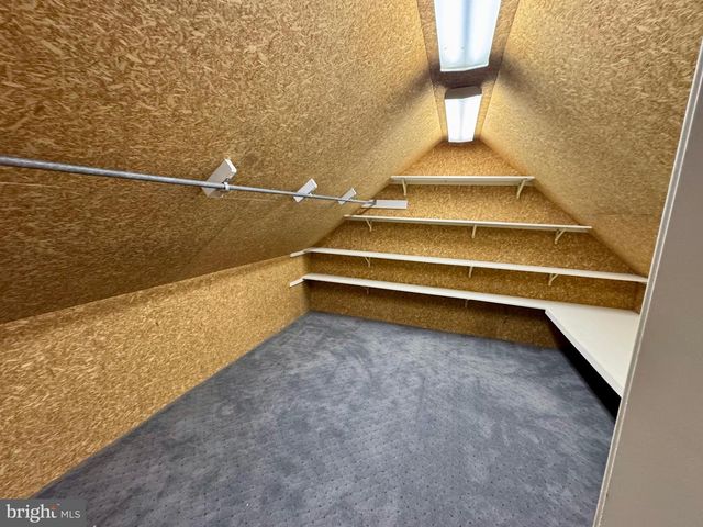 712 KIMBERLY DR, Moorestown, NJ 08057