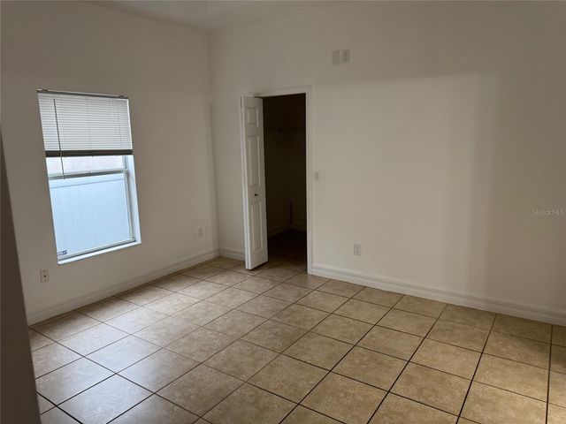 7202 N GLEN AVENUE, Tampa, FL 33614