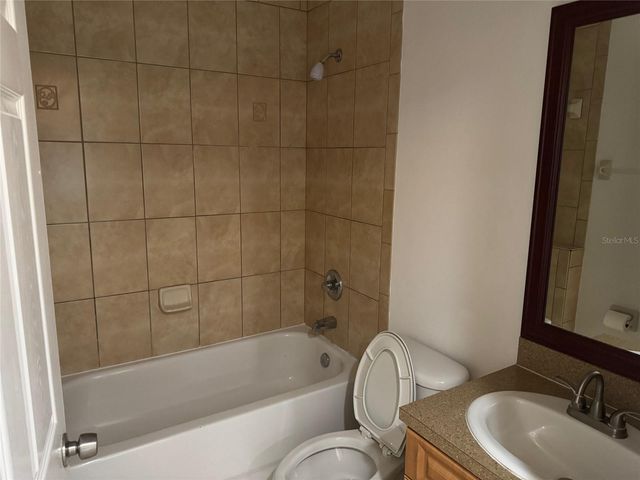 7202 N GLEN AVENUE, Tampa, FL 33614
