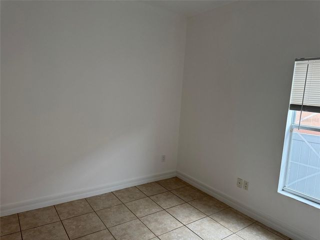 7202 N GLEN AVENUE, Tampa, FL 33614