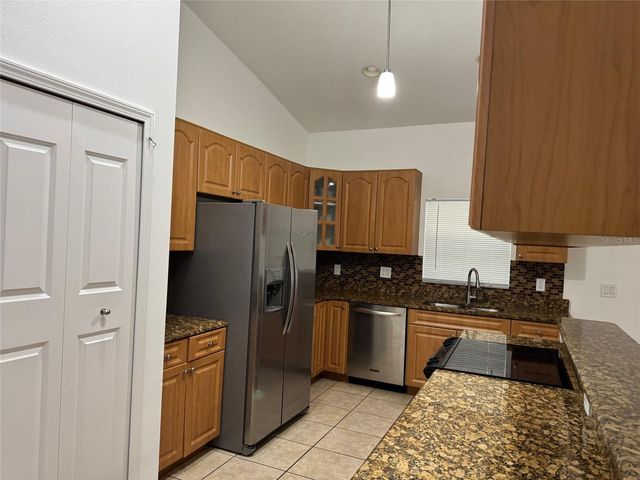 7202 N GLEN AVENUE, Tampa, FL 33614