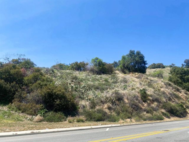 16 Esperanza Drive 16, La Verne, CA 91750