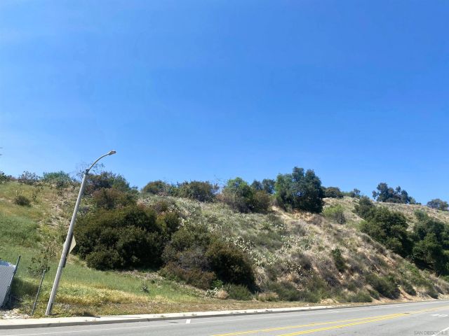 16 Esperanza Drive 16, La Verne, CA 91750