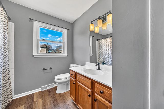 1378 Craig Robertson RD, Roanoke, VA 24014