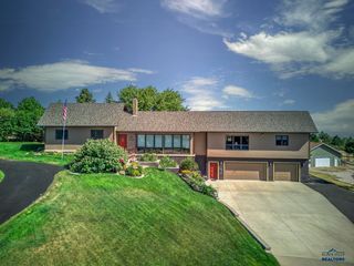 1349 PANORAMA CIR, Rapid City, SD 57701
