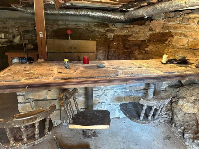 50 Cochise, Greers Ferry, AR 72067