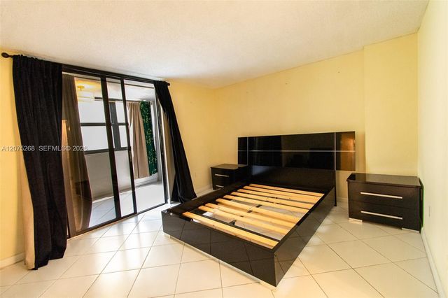 1623 Collins Avenue 312, Miami Beach, FL 33139