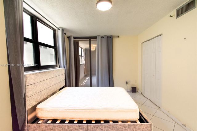 1623 Collins Avenue 312, Miami Beach, FL 33139