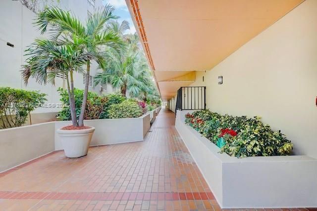 1623 Collins Avenue 312, Miami Beach, FL 33139