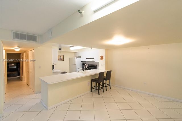 1623 Collins Avenue 312, Miami Beach, FL 33139