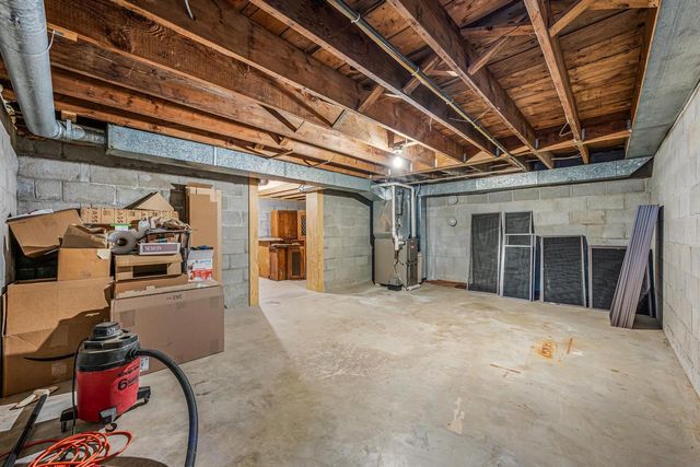 W270S3575 OAK KNOLL DRIVE, Waukesha, WI 53189