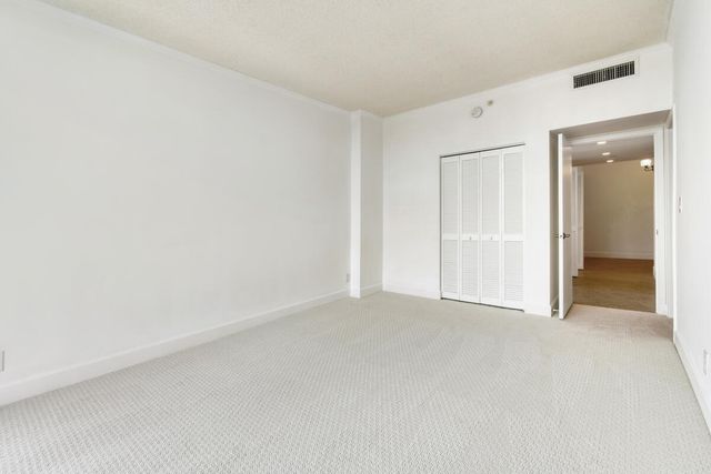 123 LAKESHORE Drive PH45, North Palm Beach, FL 33408