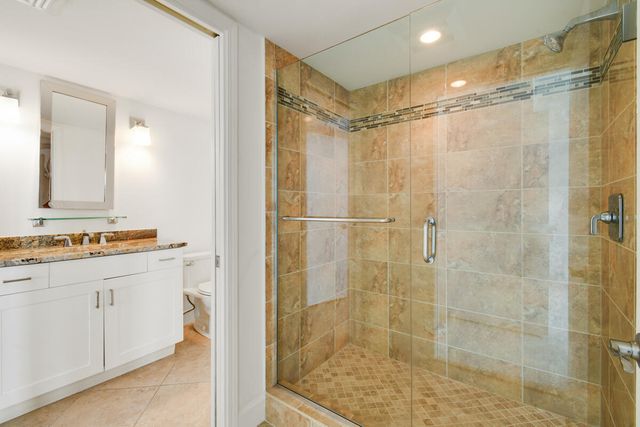 123 LAKESHORE Drive PH45, North Palm Beach, FL 33408