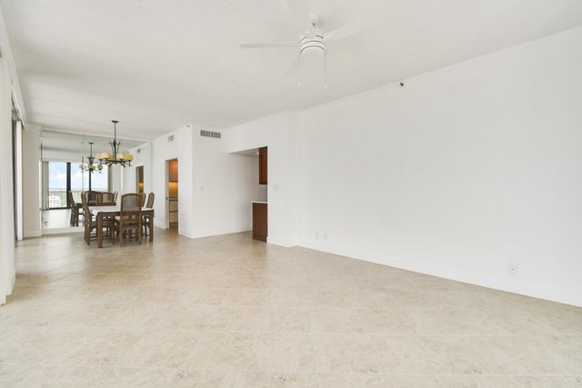 123 LAKESHORE Drive PH45, North Palm Beach, FL 33408