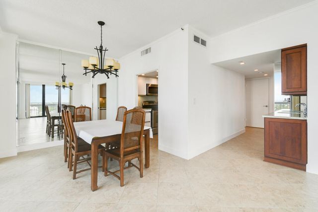 123 LAKESHORE Drive PH45, North Palm Beach, FL 33408