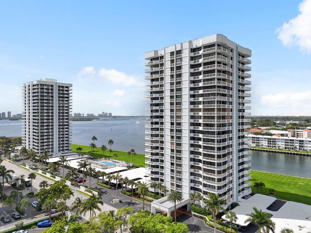 123 LAKESHORE Drive PH45, North Palm Beach, FL 33408