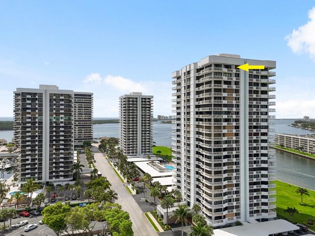 123 LAKESHORE Drive PH45, North Palm Beach, FL 33408
