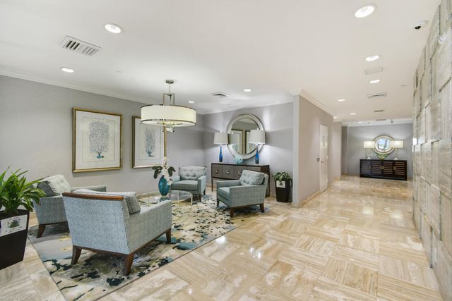 123 LAKESHORE Drive PH45, North Palm Beach, FL 33408