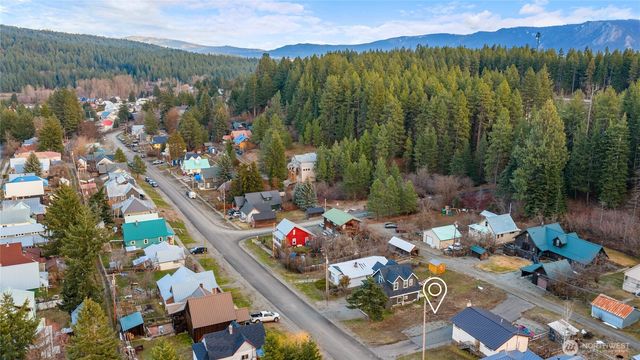 132 5th Street, Roslyn, WA 98941