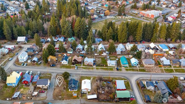 132 5th Street, Roslyn, WA 98941