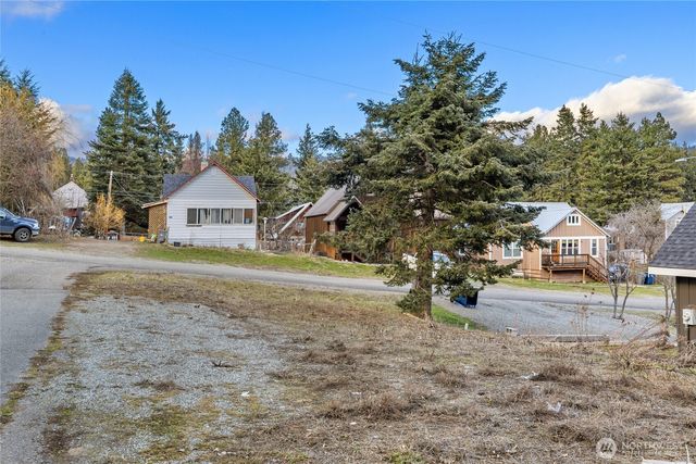 132 5th Street, Roslyn, WA 98941