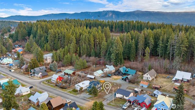 132 5th Street, Roslyn, WA 98941