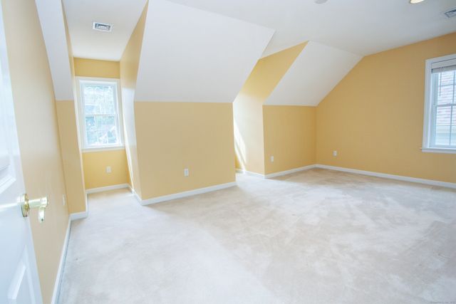 14 Brettonwood Drive 14, Simsbury, CT 06070