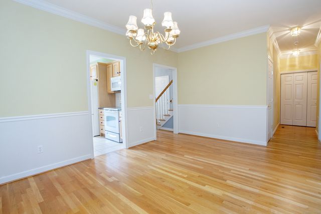 14 Brettonwood Drive 14, Simsbury, CT 06070